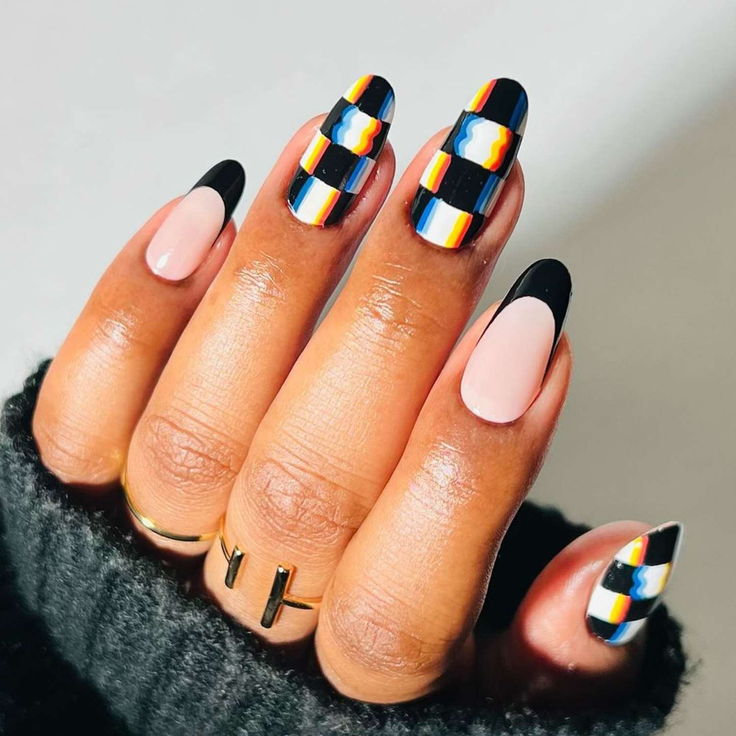 black nail designs