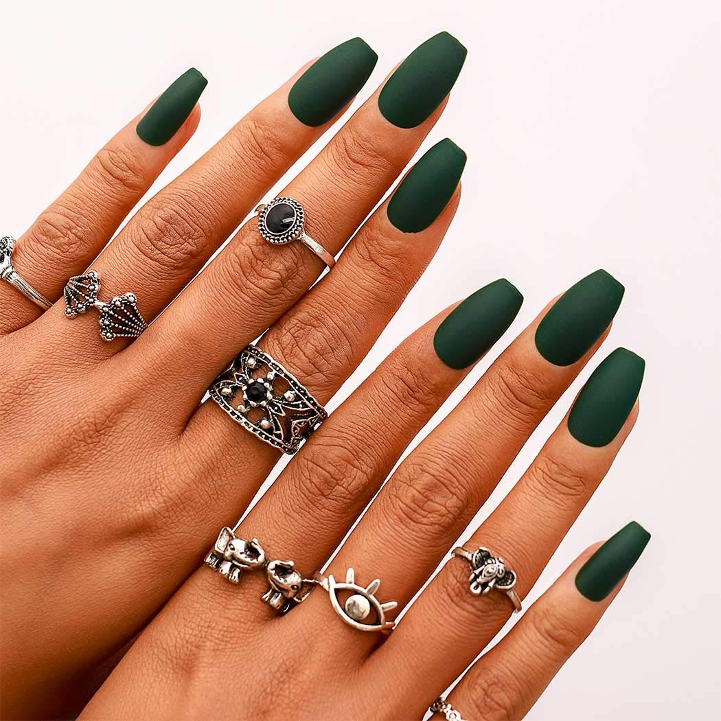 Dark Green Nails