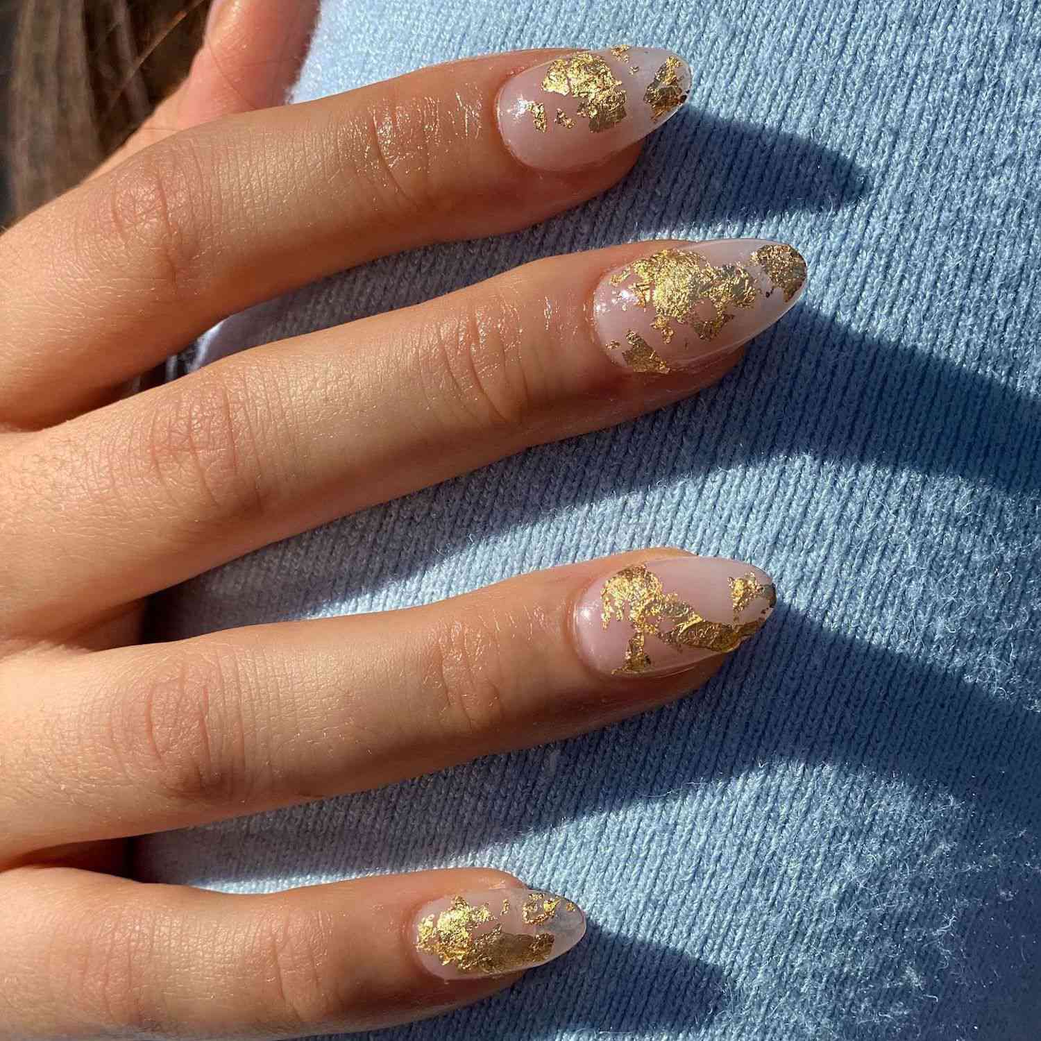 gold nails