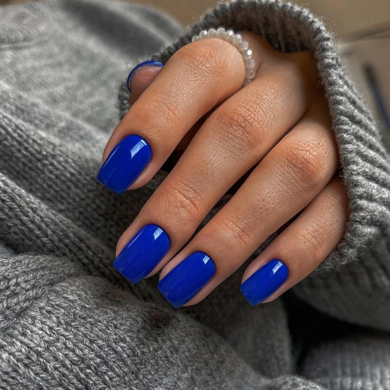 coffin royal blue nails