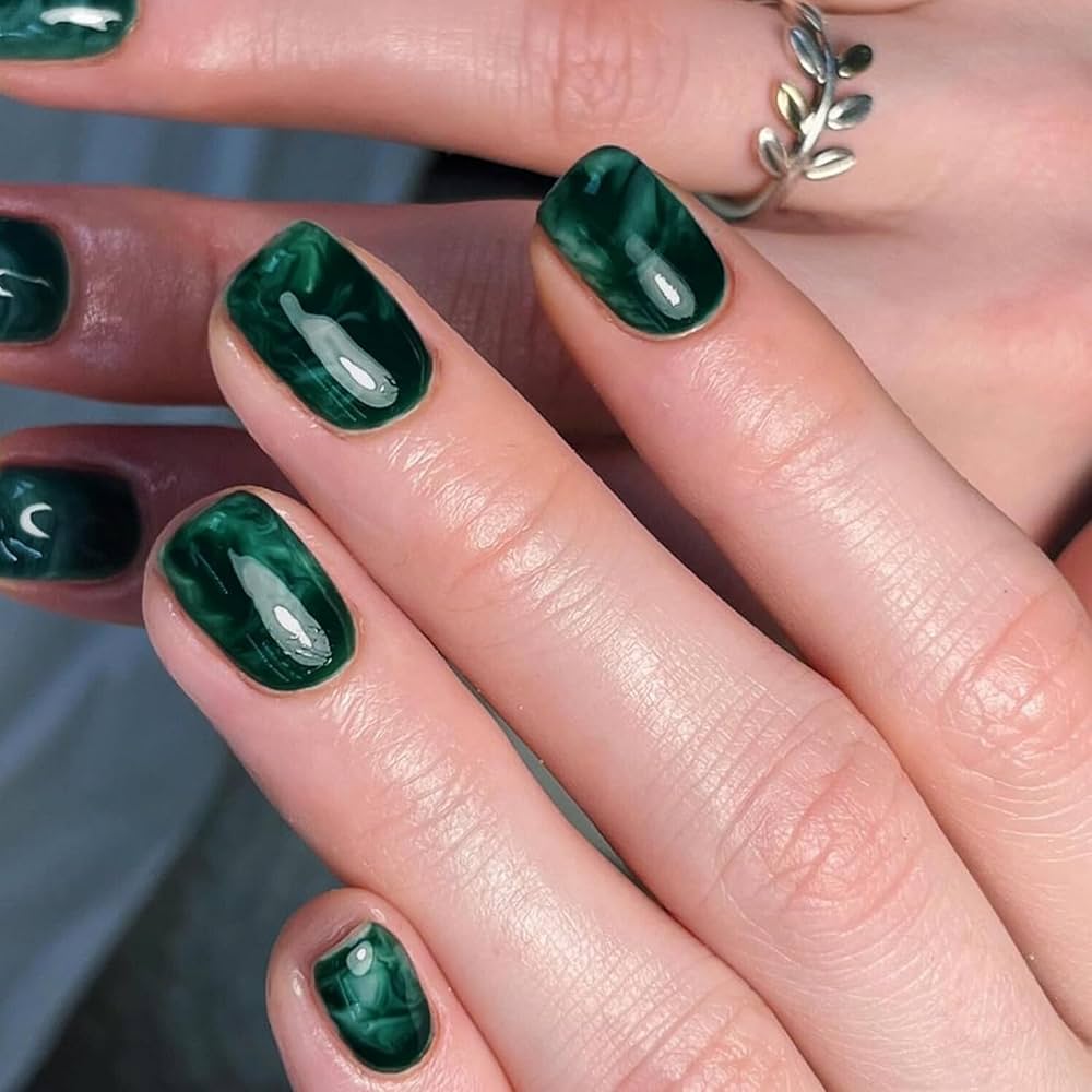 dark green nail