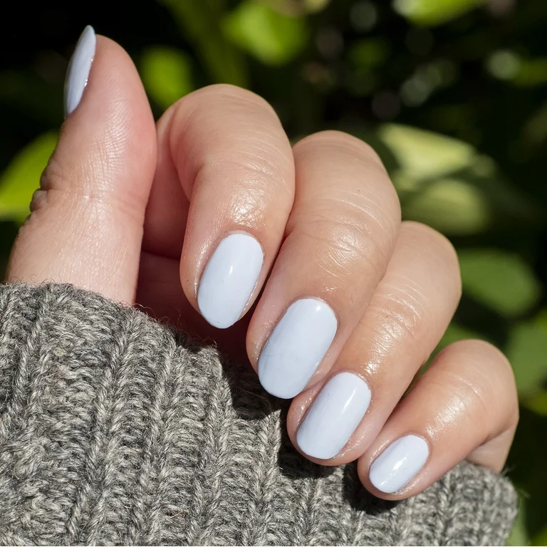 Icy Blue and Baby Blue Nails