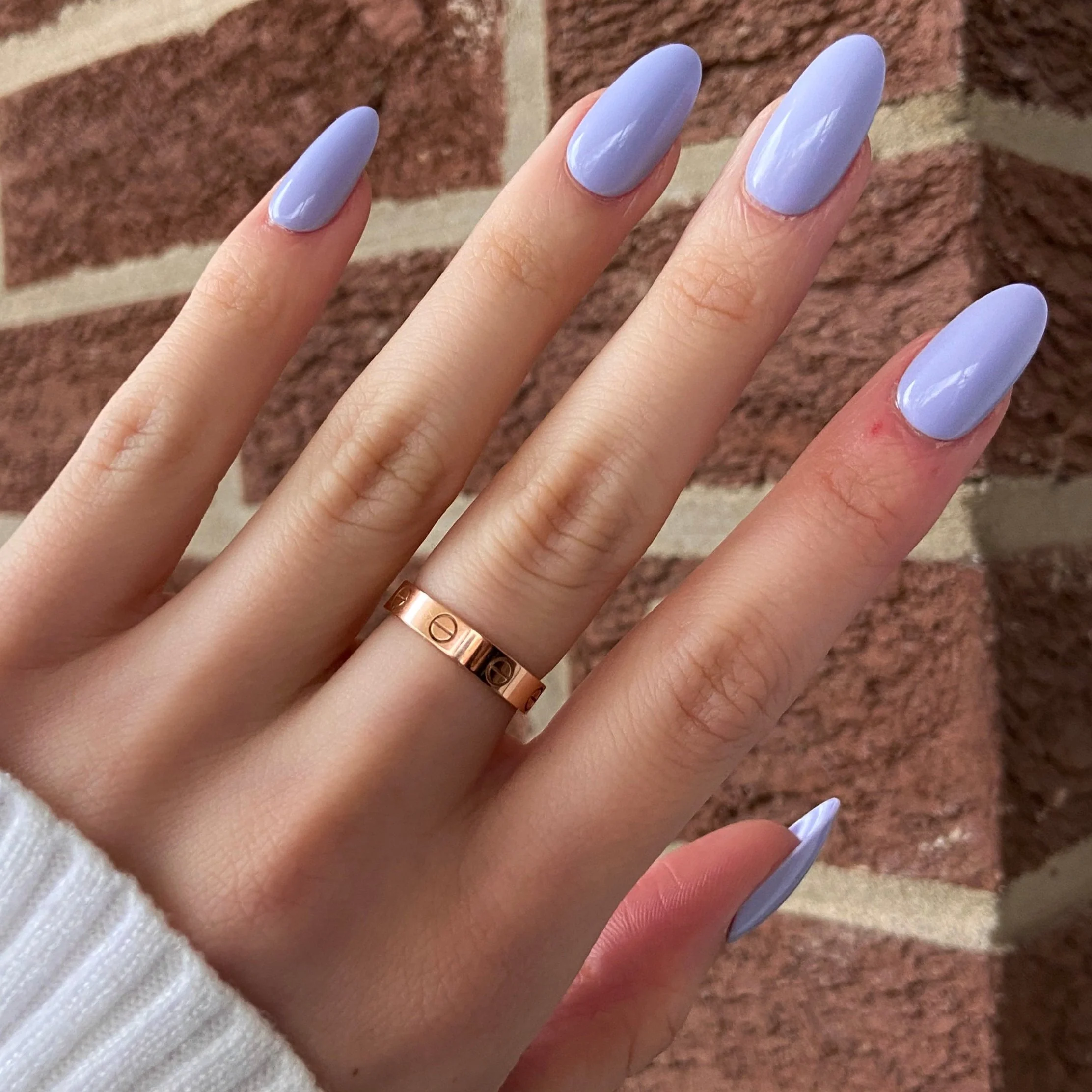 blueberry milk nails