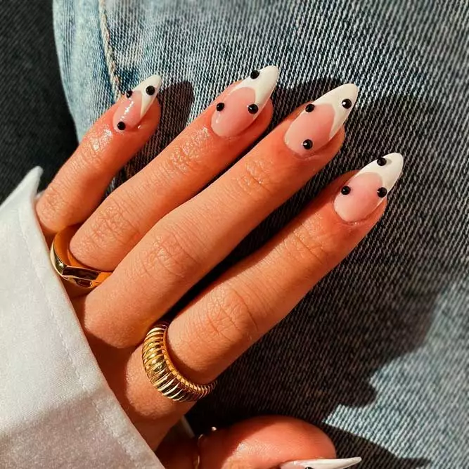 edgy almond nail designs