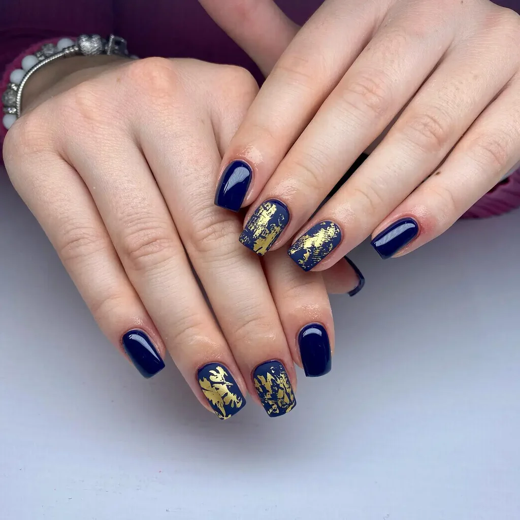 navy blue nails