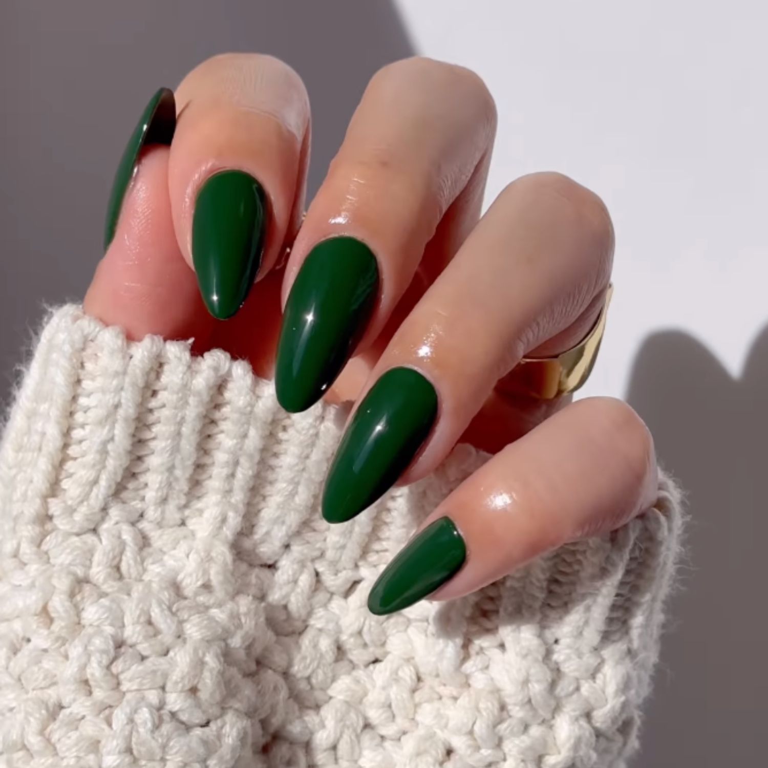 green nail polish