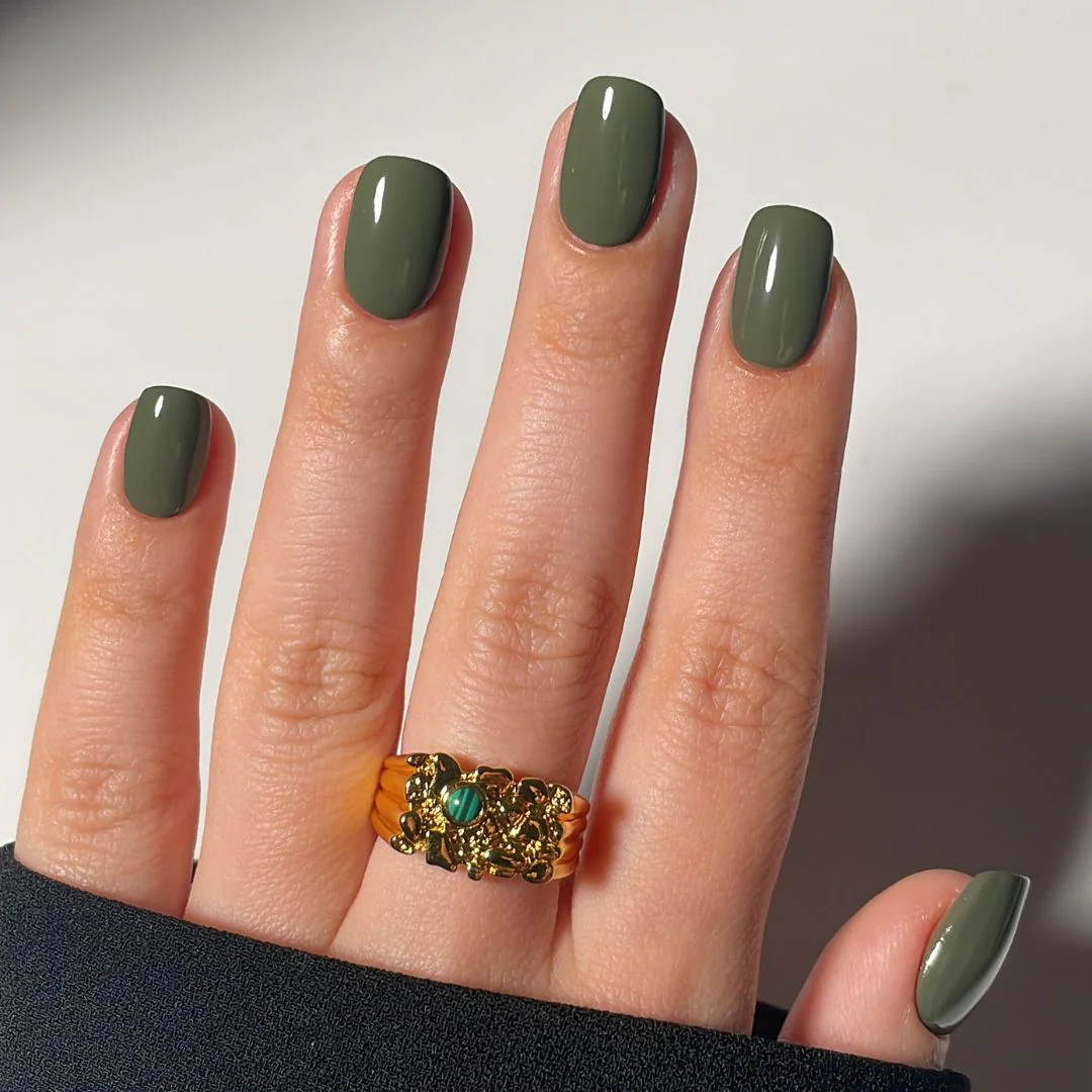 green nail polish